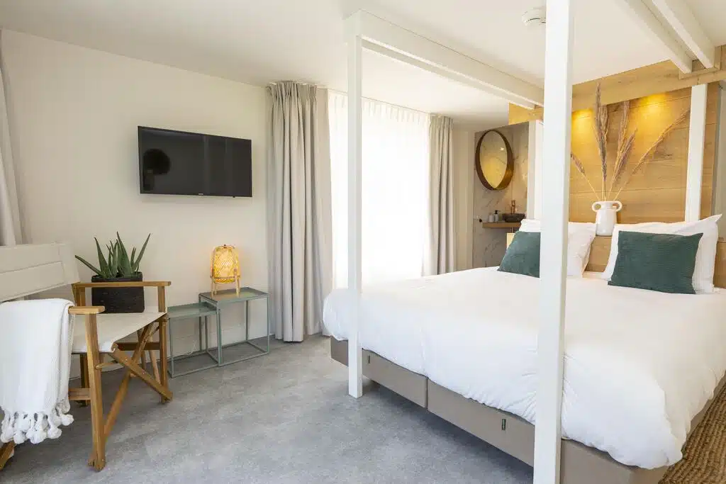 Chambre avec lit double à l'hôtel Op Oost Texel