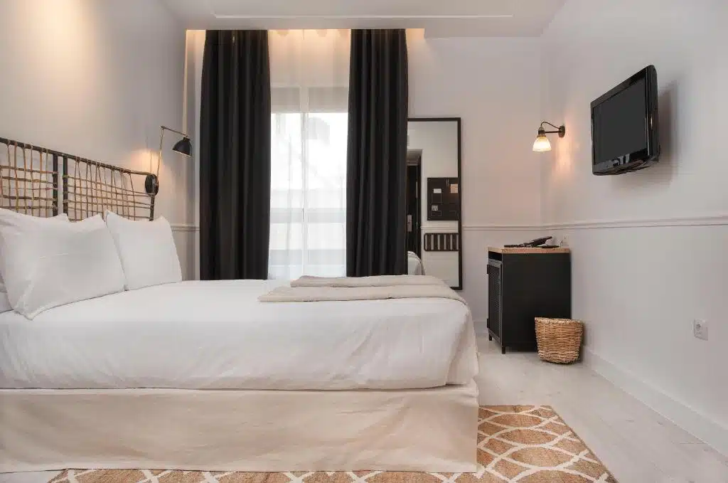 chambre double à l'hôtel familial 7 Islas hotel dans le quartier Malasana de Madrid